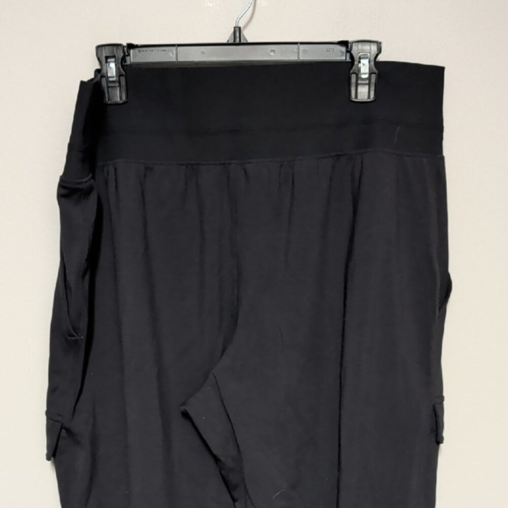 Athleta Classic Black Pants - Picture 5 of 9